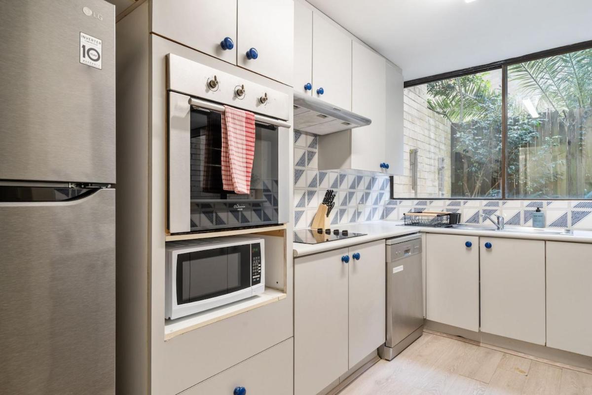 Holiday home T-north House Nr Train Station And Freeparking Sydney