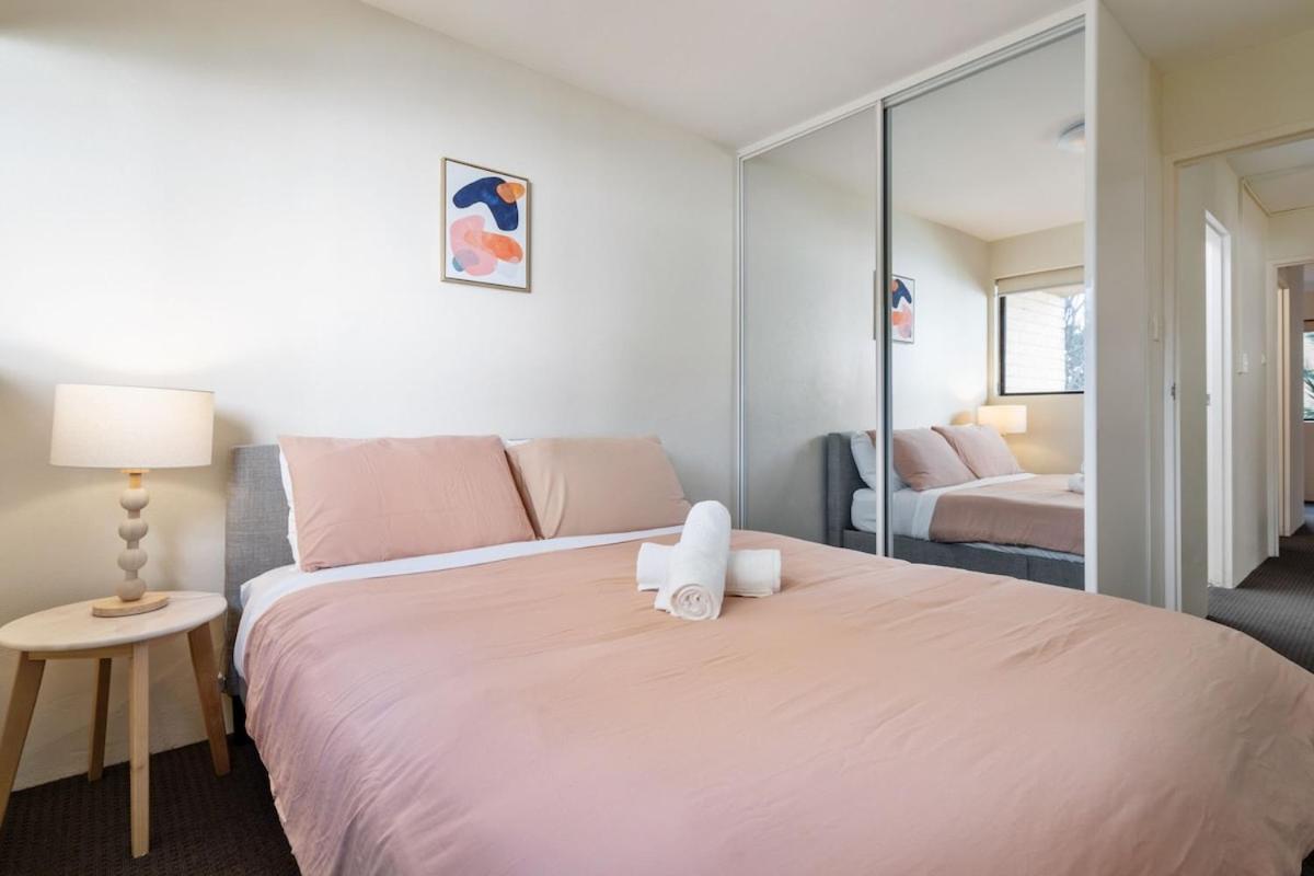 T-north House Nr Train Station And Freeparking Sydney